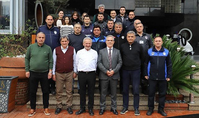 Başkan Tetik mesai arkadaşlarının yeni yılını kutladı