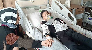 Batman'da 13 yaşındaki çocuk 52 gündür öksürük nöbeti yaşıyor