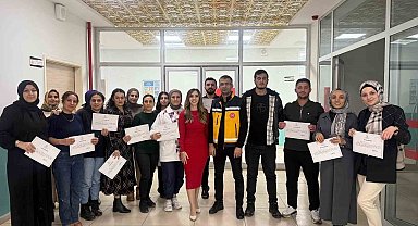 Batman'da ebelere yeni doğan bakımı eğitimi verildi