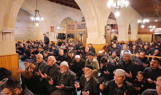 Bayburt'ta Regaip Kandili dualarla idrak edildi