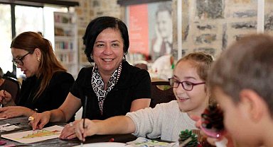 Belediyeden çocuklara yönelik yılbaşı atölyesi