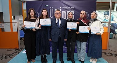 BEUN Öğrenci Topluluklarının ÜNİDES başarısı sertifika töreniyle taçlandırıldı