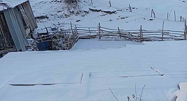 Beypazarı'nda kar yağışı etkili oldu