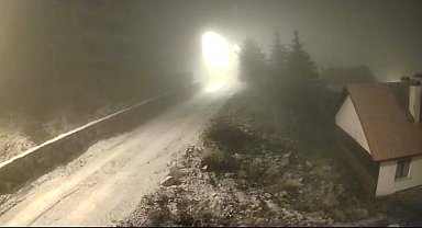 Beypazarı'nın yüksek kesimlerinde kar yağışı etkili oldu