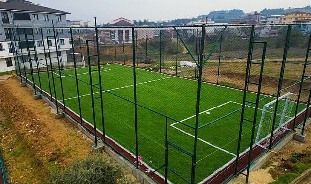 Bilecik'e yeni halı saha kazandırıldı