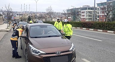 Bilecik'te ambulansa yol ver uyarısı