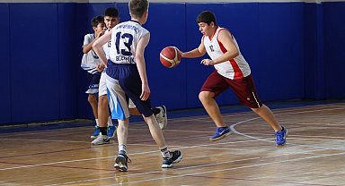 Bilecik'te yıldız basketbol heyecanı sürüyor