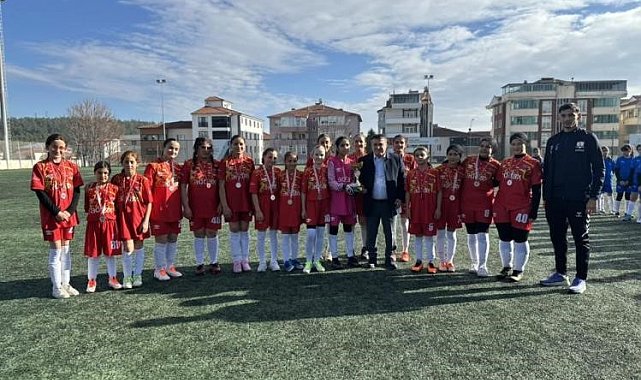 Bilecik'te Yıldız Kızlar Futbol Müsabakaları sona erdi