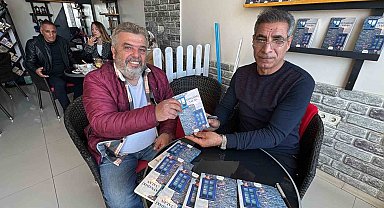 Bodrum'da emekli polis memurundan şiir kitabı imza gününe yoğun ilgi