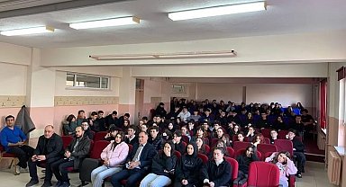 Bozüyük'te öğrencilere 'Aile' semineri verildi