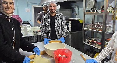 Bu kez öğreten değil, öğrenen oldular