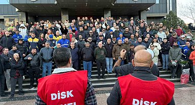 Buca Belediyesinde işçiler yeniden iş bıraktı, çöpler birikmeye başladı