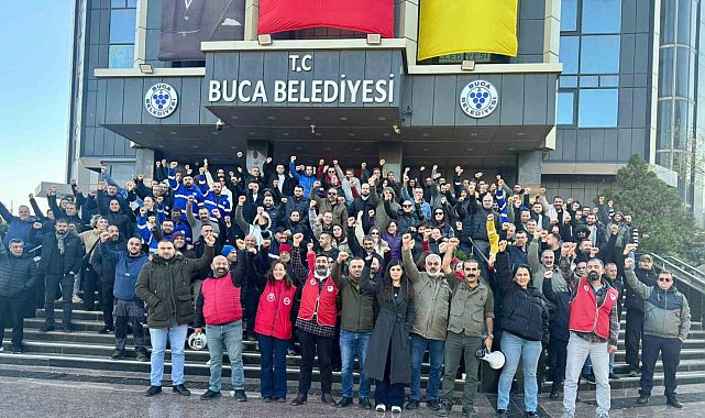 Buca'da işçiler ikinci günde de eylemde: Ekim maaşları ve TİS farkları bekleniyor