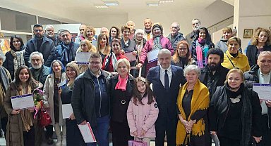 Bulgaristan'da 'Yedi Tepeler Bulgar-Türk Dostluk Sergisi' sanatseverlerle buluştu