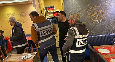 Bursa'da asayiş uygulaması: Aranan şahıslar yakalandı, uyuşturucu madde ele geçirildi