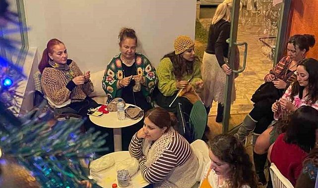 Bursa'da kadınlar örgü için yarıştı