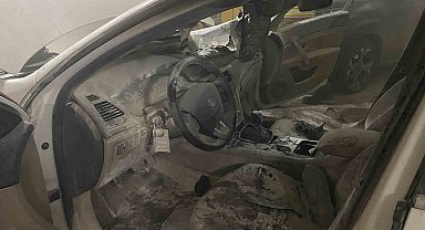 Bursa'da kapalı otoparkta yanan otomobil paniğe neden oldu