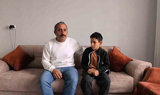 Bursa'da öğrencisini herkesin içinde darp eden okul müdürü görevden uzaklaştırıldı