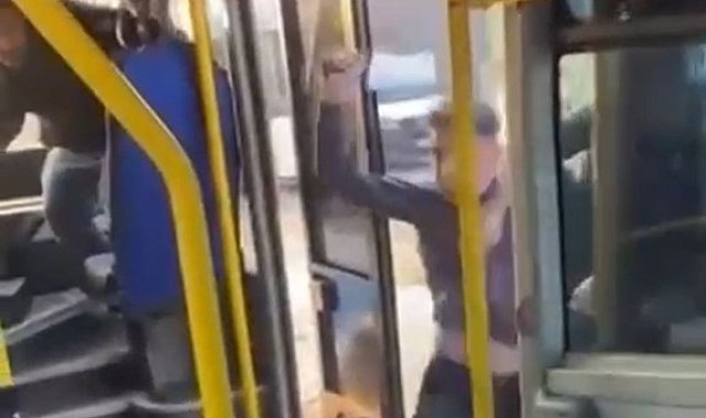 Bursa'da satırlı saldırgan gözaltına alındı... Satırı pantolonunda taşıyormuş