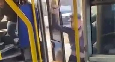 Bursa'da satırlı saldırgan gözaltına alındı... Satırı pantolonunda taşıyormuş