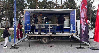 Bursa'da üniversite öğrencilerine sıcak çorba