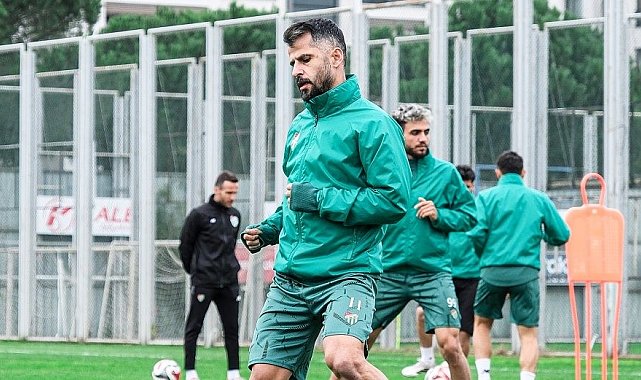 Bursaspor'da hazırlıklar sürüyor