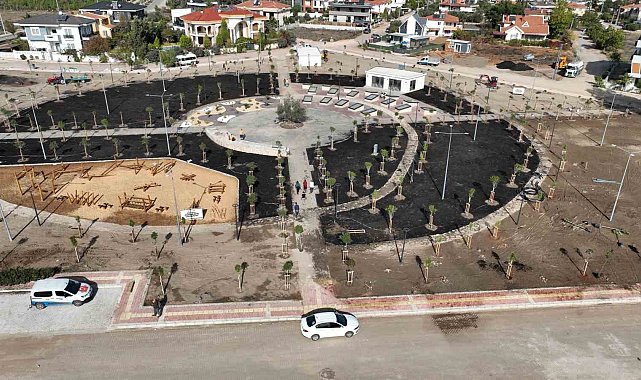 Büyükşehir Belediyesi'nden Döşemealtı'na 14 bin metrekarelik park