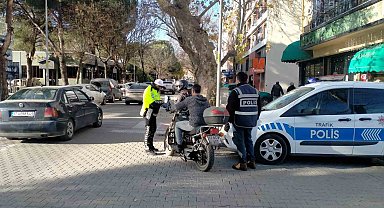 Çan'da güvenli trafik için denetimler devam ediyor