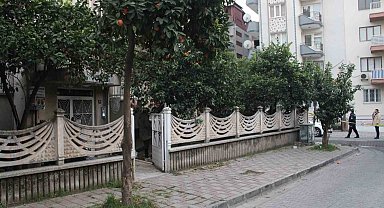 Çatıdan düşen genç hayatını kaybetti