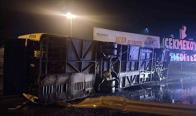 Çekmeköy'de kontrolden çıkan otobüs yan yattı