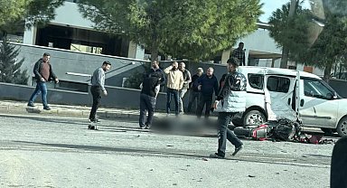 Çeşme'de motosiklet kazası: 1 ölü, 1 yaralı