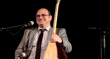 Çetin Akdeniz, Sakarya'da sahne alacak