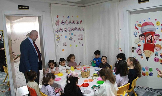 Cizre'de 4-6 yaş Kur'an kursu öğrencileri, çift dallı eğitimle hem eğleniyor hem öğreniyor