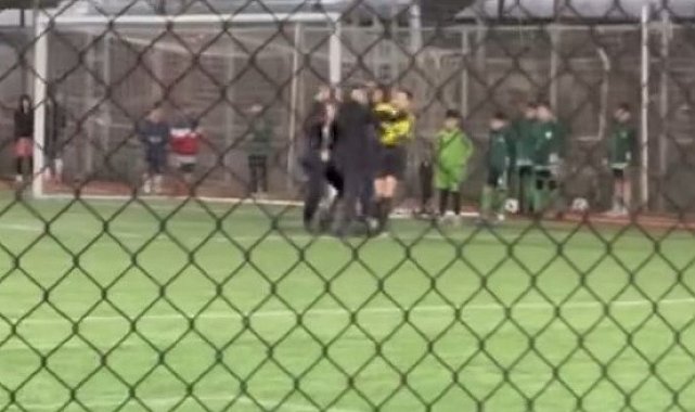 Çocukların maçında kadın hakeme şiddet