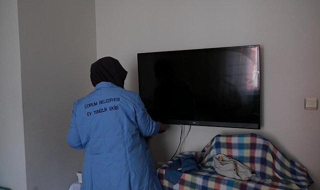 Çorum Belediyesi bu yıl 222 aileye ev temizliği hizmeti sundu