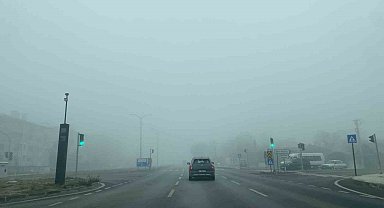 Çorum'da yoğun sis ulaşımı olumsuz etkiledi: Görüş mesafesi 30 metreye kadar düştü