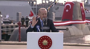 Cumhurbaşkanı Erdoğan: "Dünyada kendi savaş gemisini geliştirip denize indiren 10 ülkeden biri Türkiye'dir"