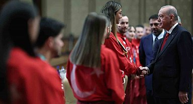 Cumhurbaşkanı Erdoğan: "Sporda da Türkiye Yüzyılı hedeflerimize ulaşmak için büyük bir çaba harcıyoruz"