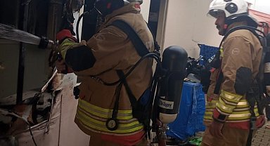 Defne'de konteyner yangını