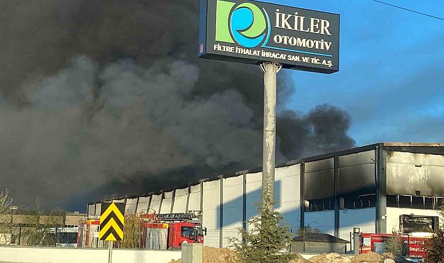 Denizli'de filtre fabrikasını alevler sardı