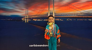 Denizli'nin gururu Toprak, 7 yaşında dünya üçüncüsü oldu