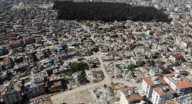 Depremde tamamen yıkılan Emek Mahallesi, inşa çalışmalarıyla yeniden ışıl ışıl