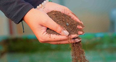 Didim Belediyesi pazar atıklarını komposta dönüştürüyor