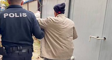 Dilenci, zabıtanın el koyduğu parayı almak için geri döndü