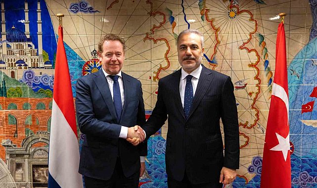 Dışişleri Bakanı Fidan, Hollandalı mevkidaşı David van Weel ile görüştü
