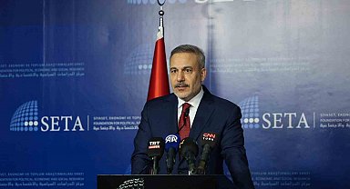 Dışişleri Bakanı Fidan: "Elinizdeki silahlı unsurlar Suriye yönetiminin emrine girmek zorundadır"