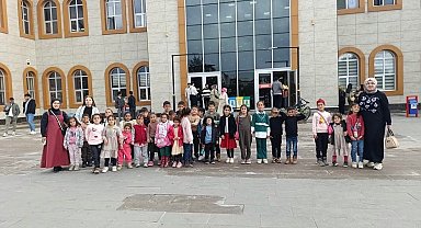 Diyadin'de öğrencilere unutulmaz sinema günü