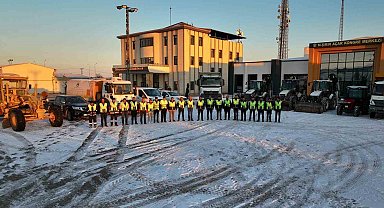 Diyarbakır Organize Sanayi Bölgesinde karla mücadele için tedbirler alındı