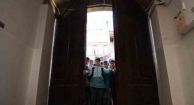 Diyarbakır'da 115 yıllık eğitim yuvasının ihtişamlı kapısı, 1 asırdır aralıksız öğrencilere açılıyor
