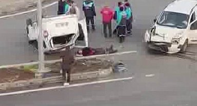 Diyarbakır'da çarpışan araçlardan biri ters döndü: 2 yaralı